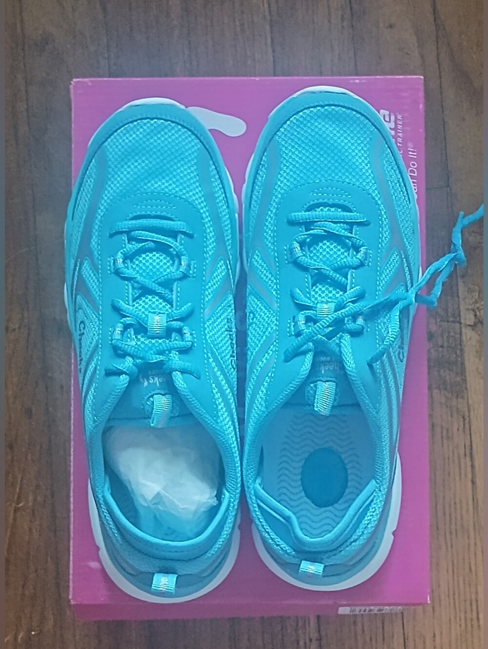 Women's Athletic Sneakers in Teal